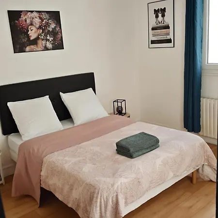 Face A La Apartment *