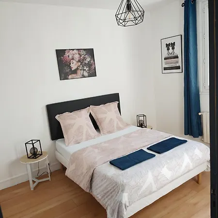 Apartment Face A La *
